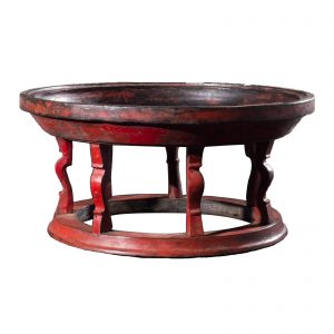 Table daung-lan, Birmanie, Myanmar, antique, lacque rouge et noir, bois de teck, mobilier oriental, 19 siecle, etat Shan