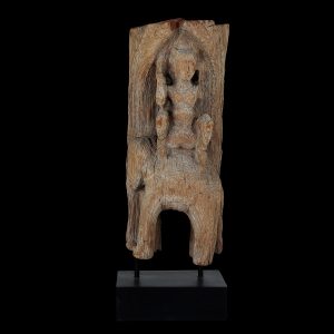 Fragment d un chofa, antique, Asie, Birmanie, Myanmar, bois de teck, 19 siecle, temple, elephant, art oriental